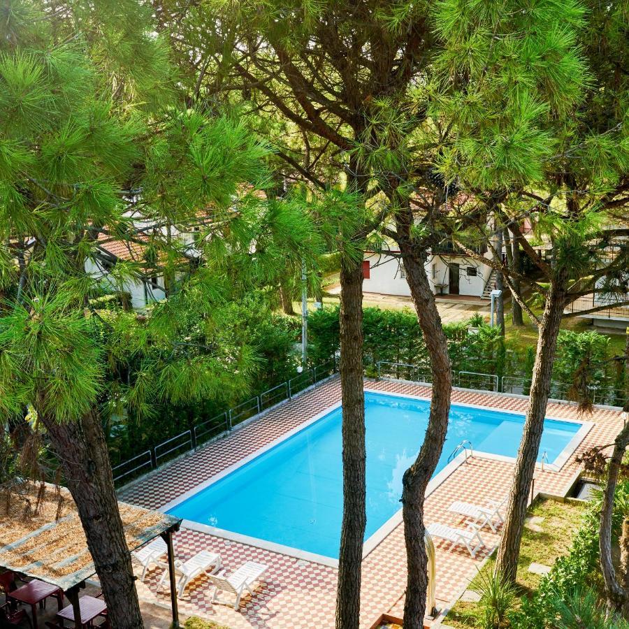 G/Hotel Lignano Линяно Сабиадоро Екстериор снимка