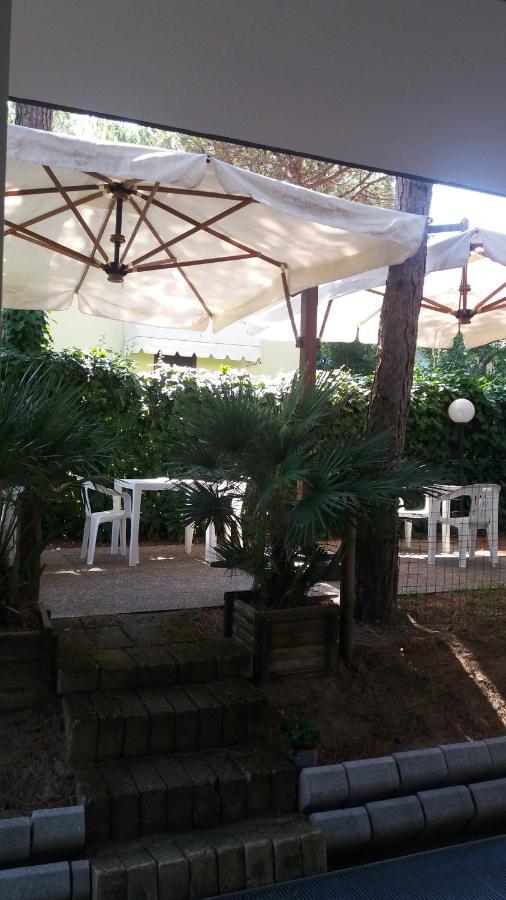 G/Hotel Lignano Линяно Сабиадоро Екстериор снимка